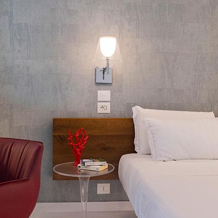 Aquamaris Design Suite & Spa Πέστουμ Εξωτερικό φωτογραφία