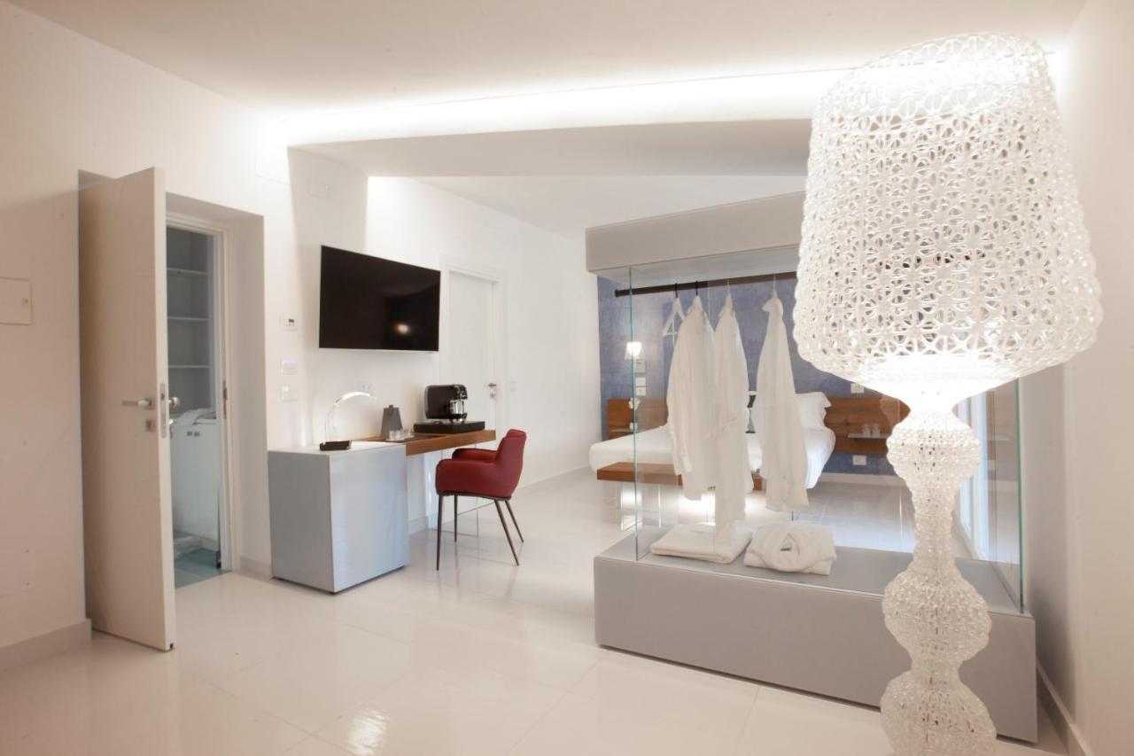 Aquamaris Design Suite & Spa Πέστουμ Εξωτερικό φωτογραφία