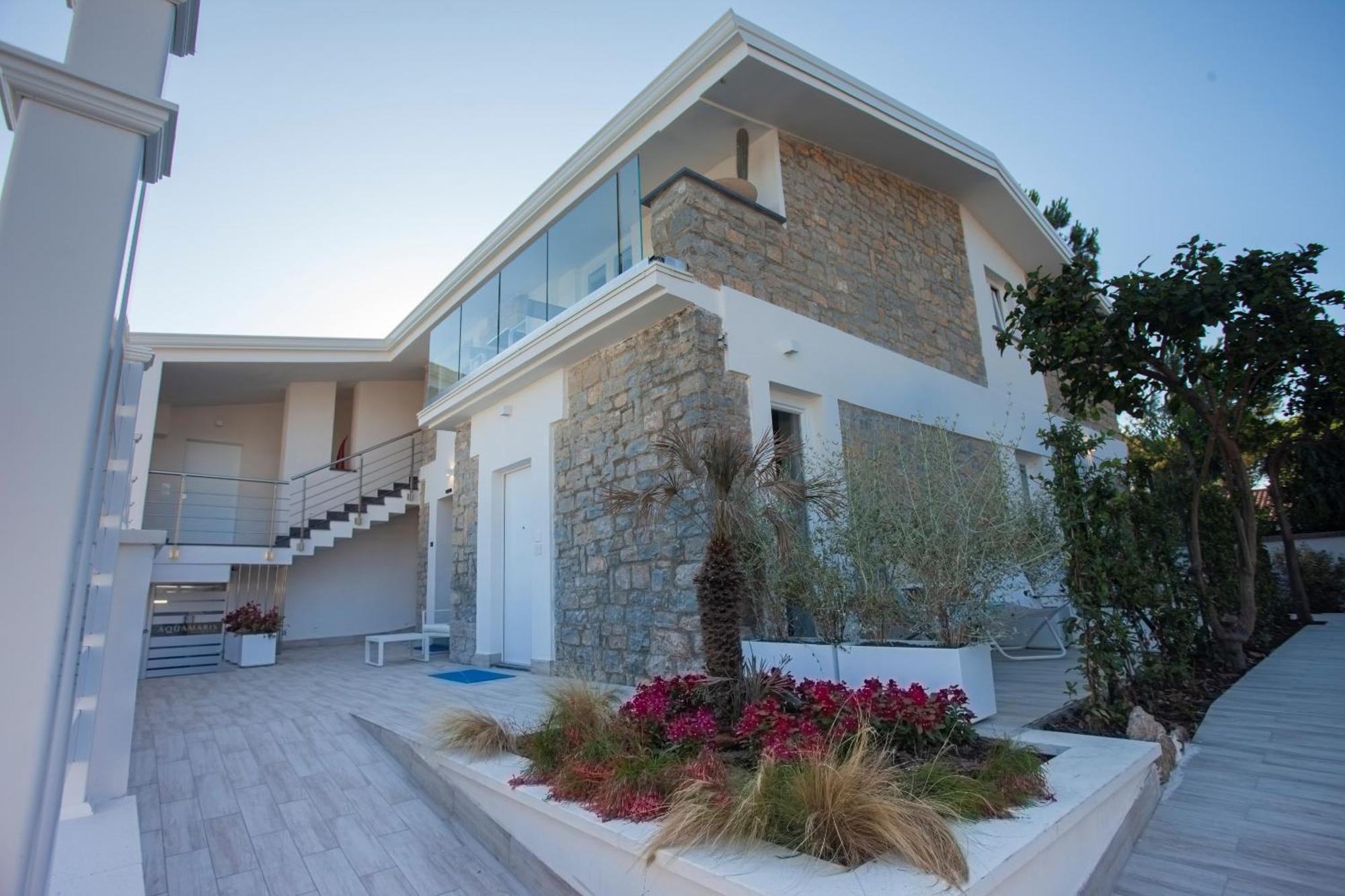 Aquamaris Design Suite & Spa Πέστουμ Εξωτερικό φωτογραφία