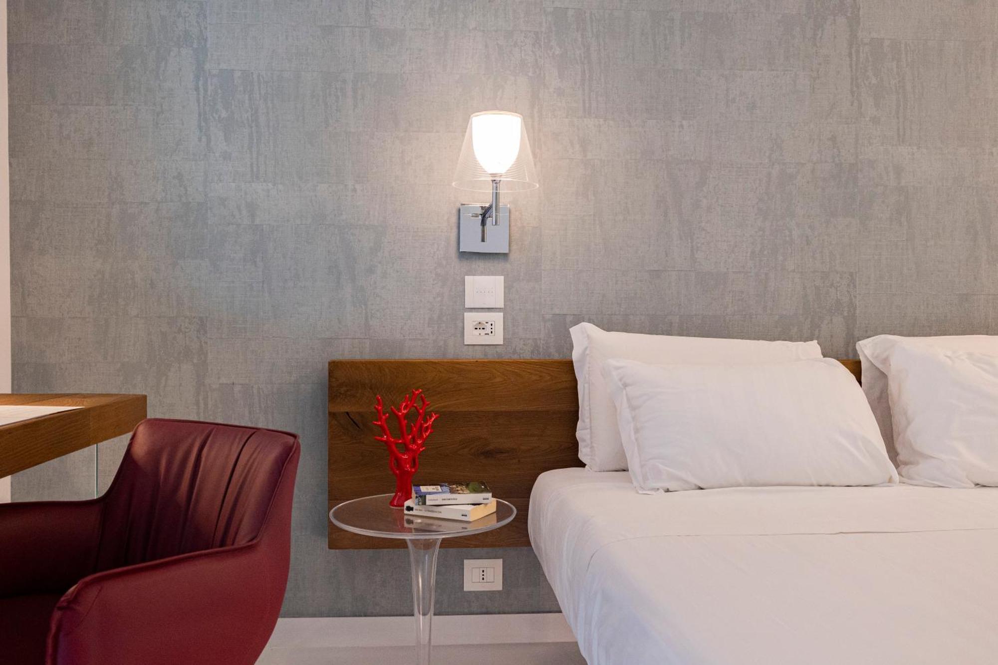 Aquamaris Design Suite & Spa Πέστουμ Εξωτερικό φωτογραφία