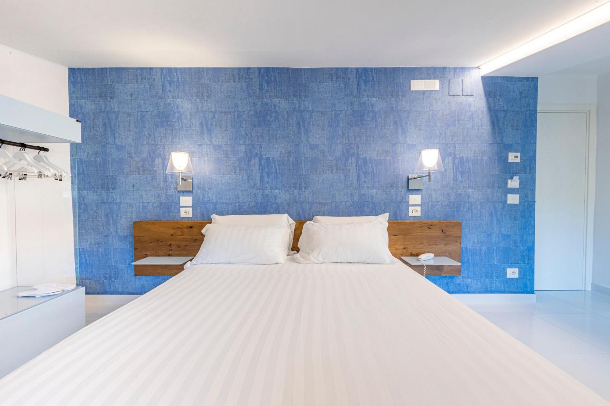 Aquamaris Design Suite & Spa Πέστουμ Εξωτερικό φωτογραφία